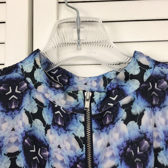 ACNE | Blue Short Sleeve Flowy Top - Picture 4 of 8